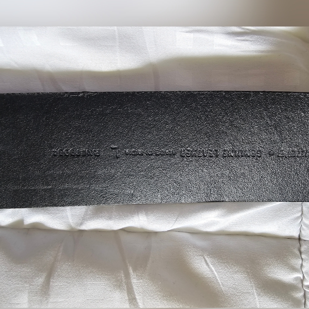 Chicos LeatherTextured Belt with Silver Rhinestone Buckle Bling - Picture 7 of 9